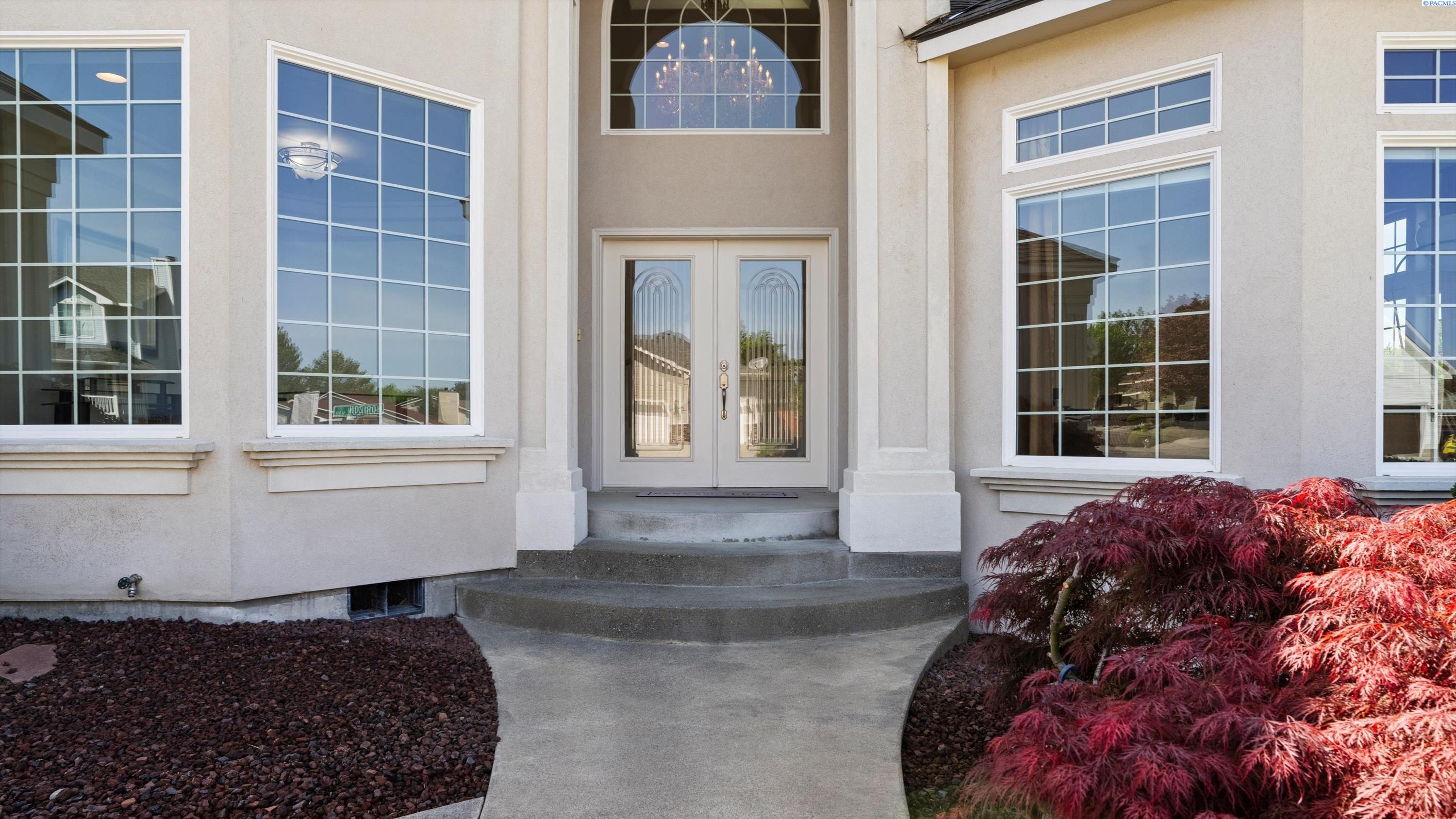 Pasco, Washington, 99301, United States, 3 Bedrooms Bedrooms, ,3 BathroomsBathrooms,Residential,For Sale,1794884