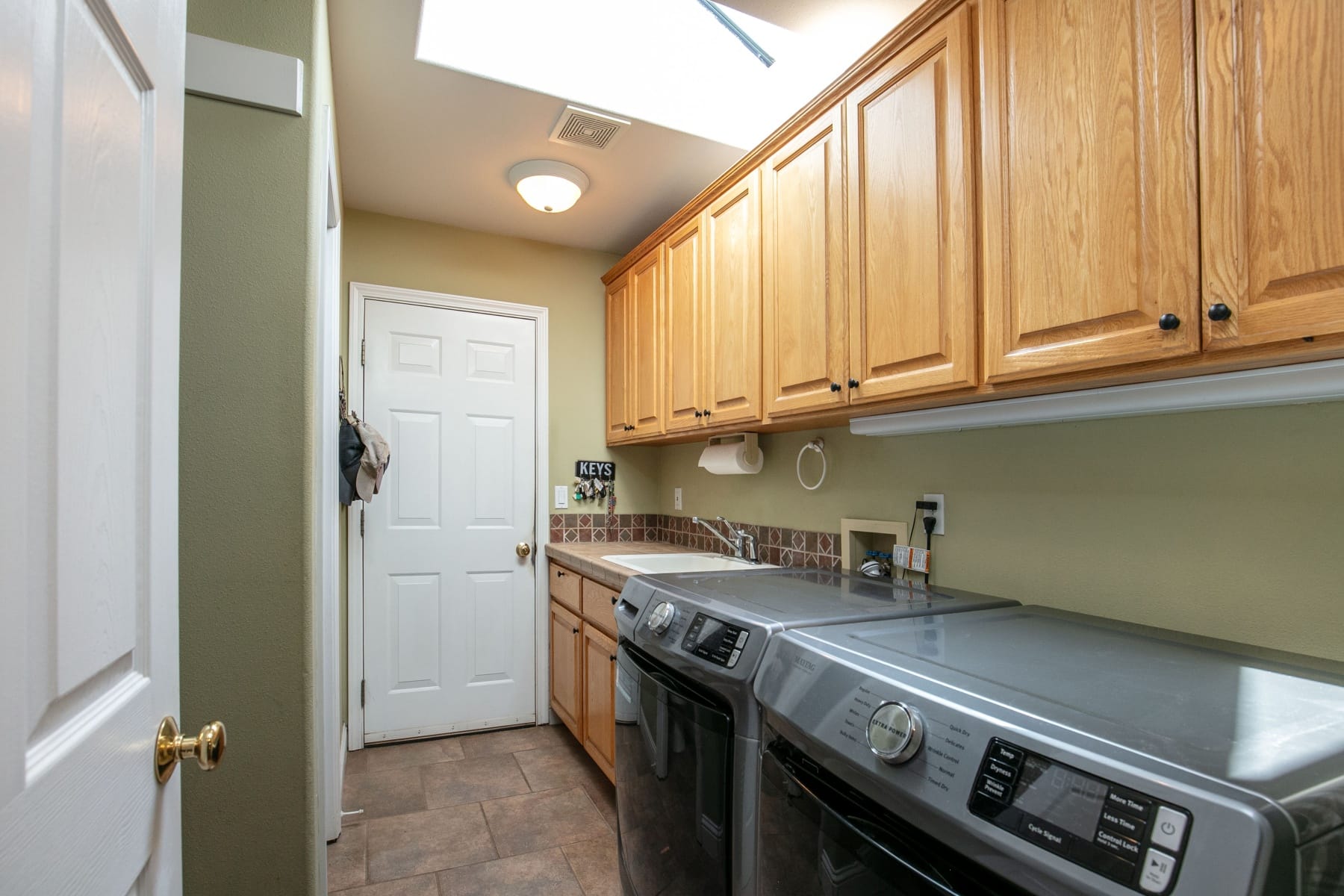  12913 S W Lark Meadow Lane Powell Butte, OR 97753 - 物件實景