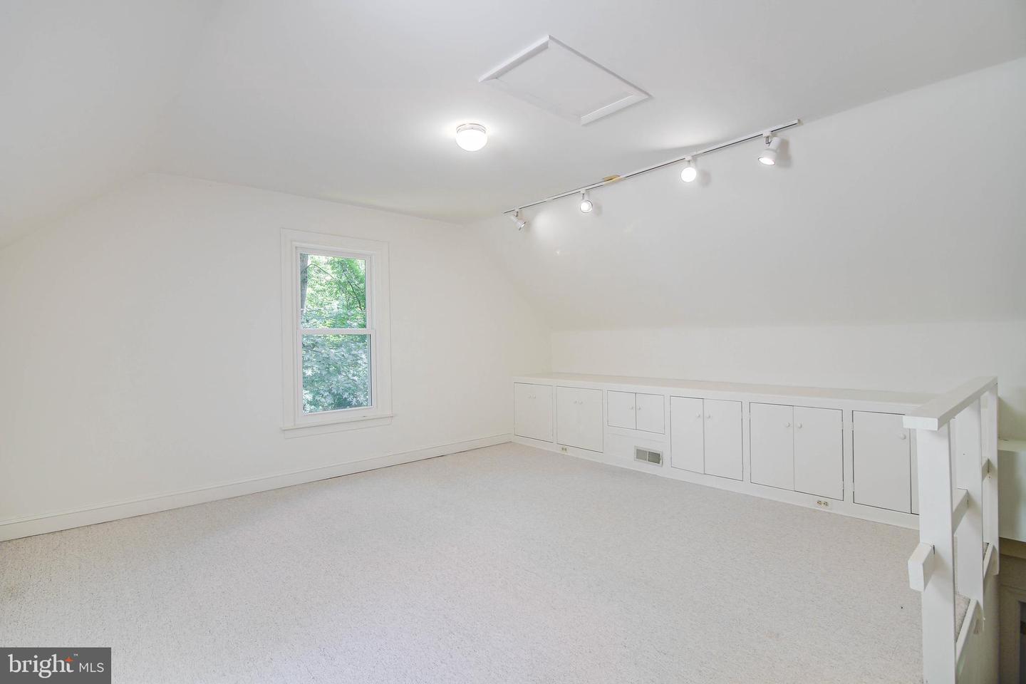 Dayton, Maryland, 21036, United States, 5 Bedrooms Bedrooms, ,3 BathroomsBathrooms,Residential,For Sale,1906763