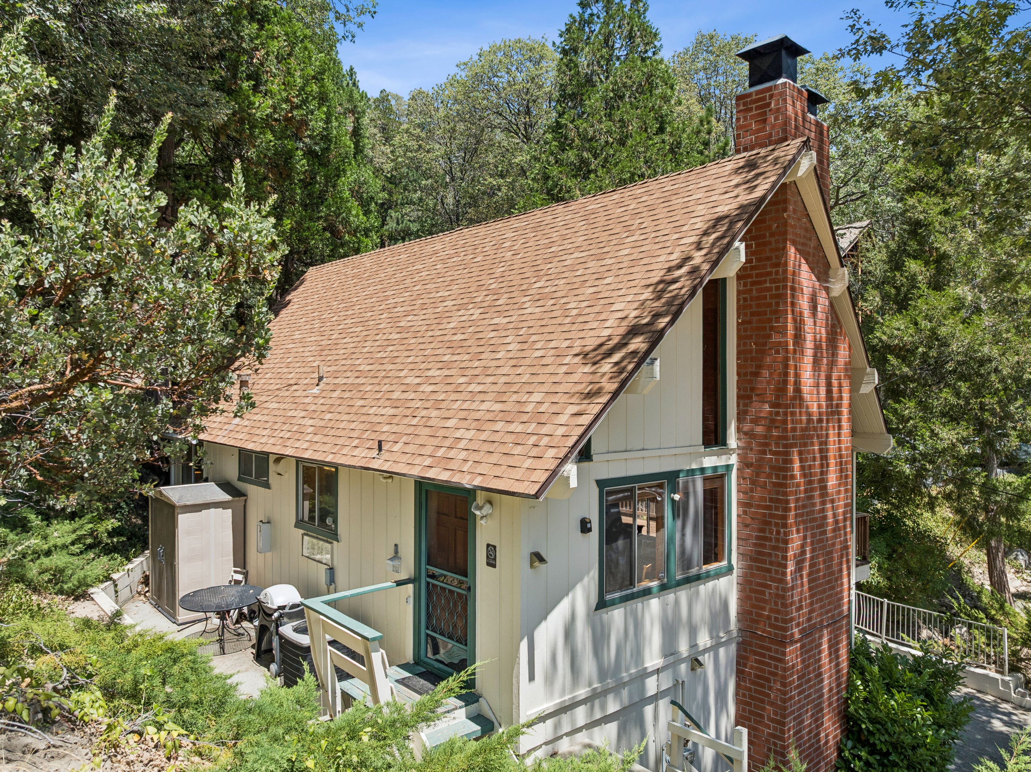  27376 Alpen Drive, Lake Arrowhead, CA 92352 - 物件實景