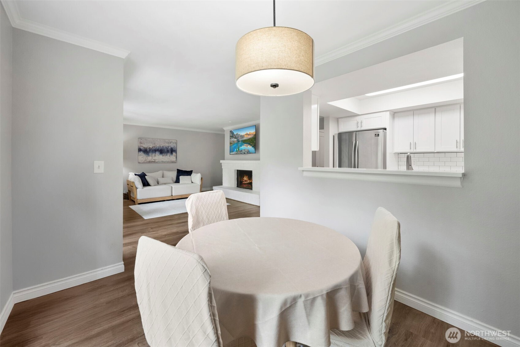 Kirkland, Washington, 98034, United States, 2 Bedrooms Bedrooms, ,1 BathroomBathrooms,Residential,For Sale,1906661