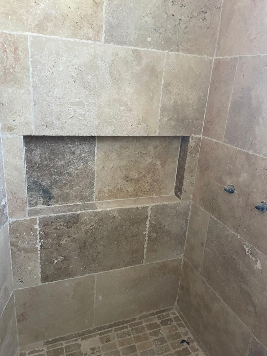 Calle Lobo, Torreón, Coahuila de Zaragoza, 27023, Mexico, 3 Bedrooms Bedrooms, ,3 BathroomsBathrooms,Residential,For Sale,Calle Lobo,1672111