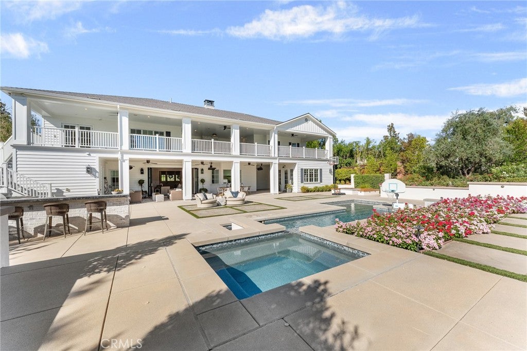 Redlands, California, 92373, United States, 5 Bedrooms Bedrooms, ,6 BathroomsBathrooms,Residential,For Sale,1984155