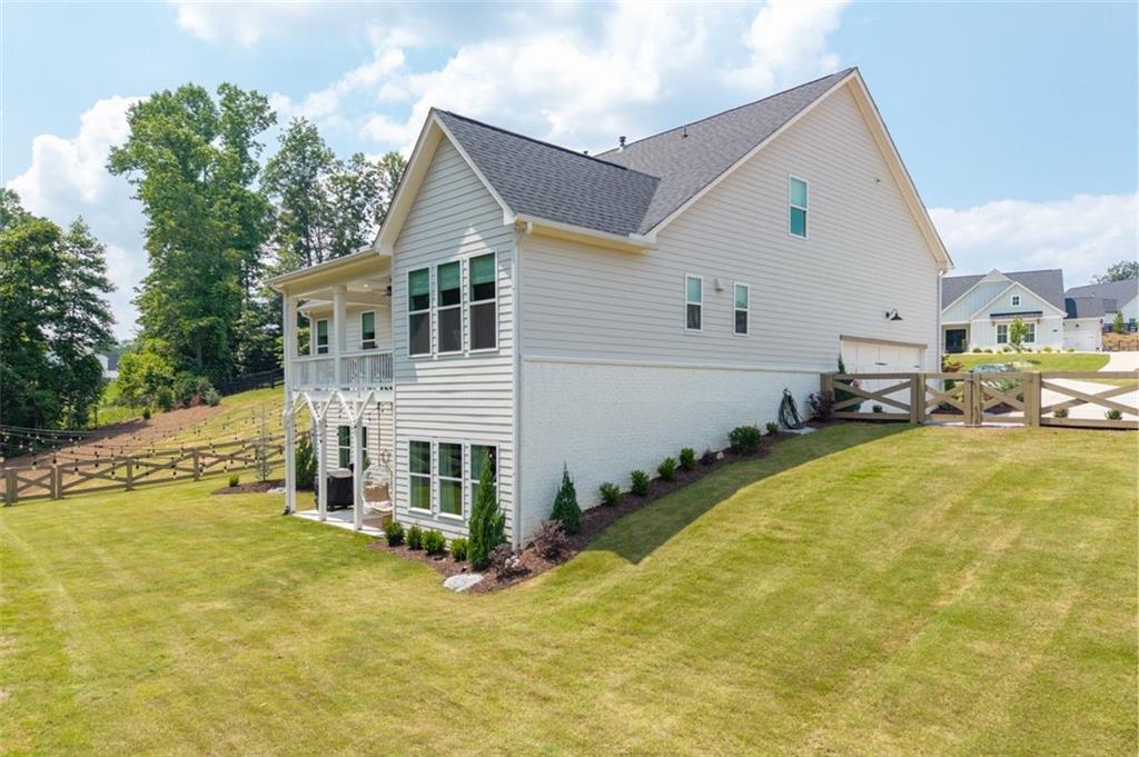 Gainesville, Georgia, 30506, United States, 5 Bedrooms Bedrooms, ,5 BathroomsBathrooms,Residential,For Sale,1846950