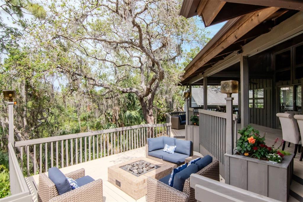 Dunedin, Florida, 34698, United States, 4 Bedrooms Bedrooms, ,5 BathroomsBathrooms,Residential,For Sale,1987490