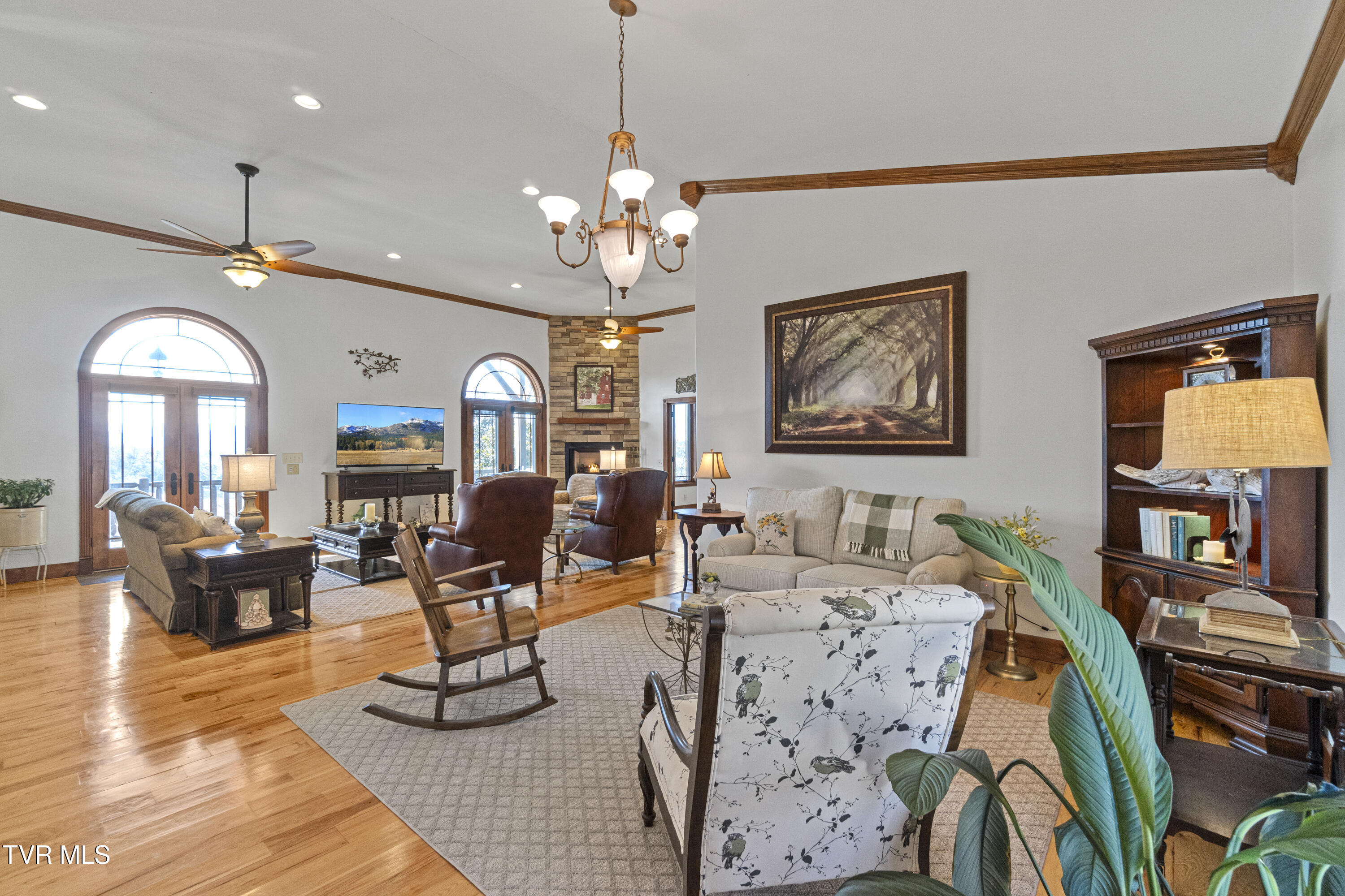 Parrottsville, Tennessee, 37843, United States, 5 Bedrooms Bedrooms, ,4 BathroomsBathrooms,Residential,For Sale,2005757