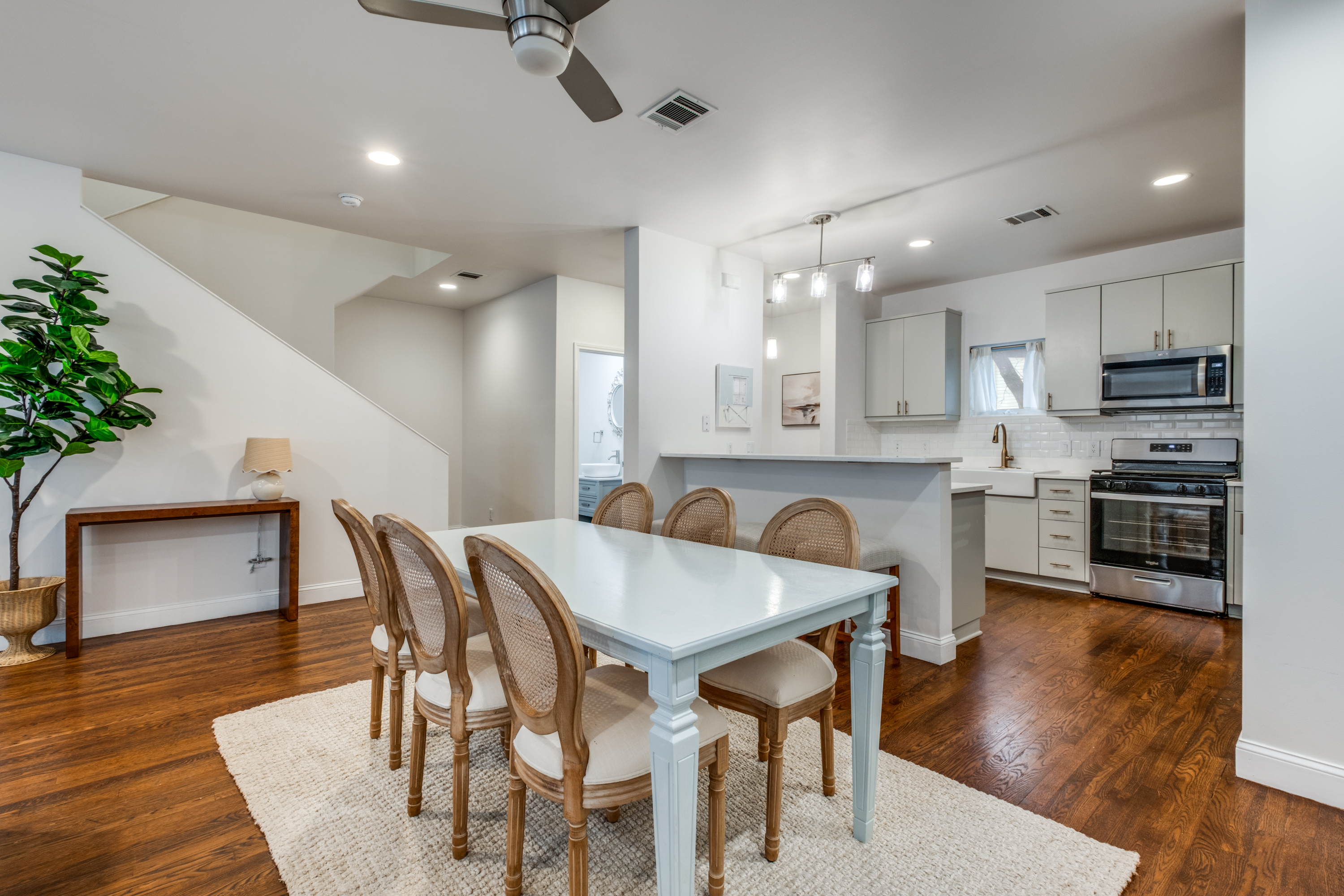  3250 Cambrick Street #16 - 物件實景