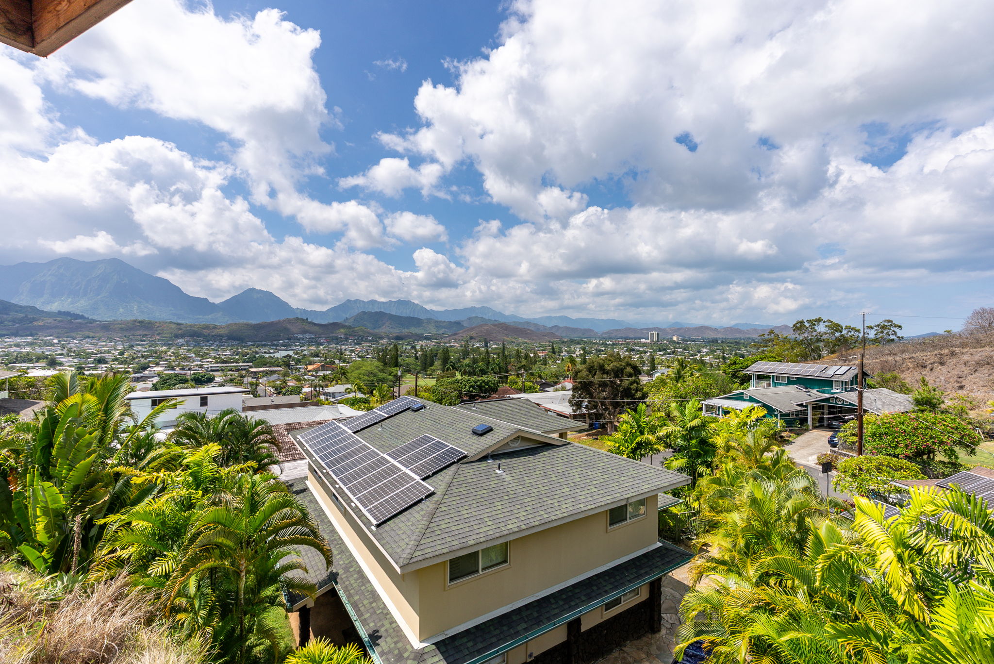 Kailua, Hawaii, 96734, United States, 6 Bedrooms Bedrooms, ,4 BathroomsBathrooms,Residential,For Sale,1981977