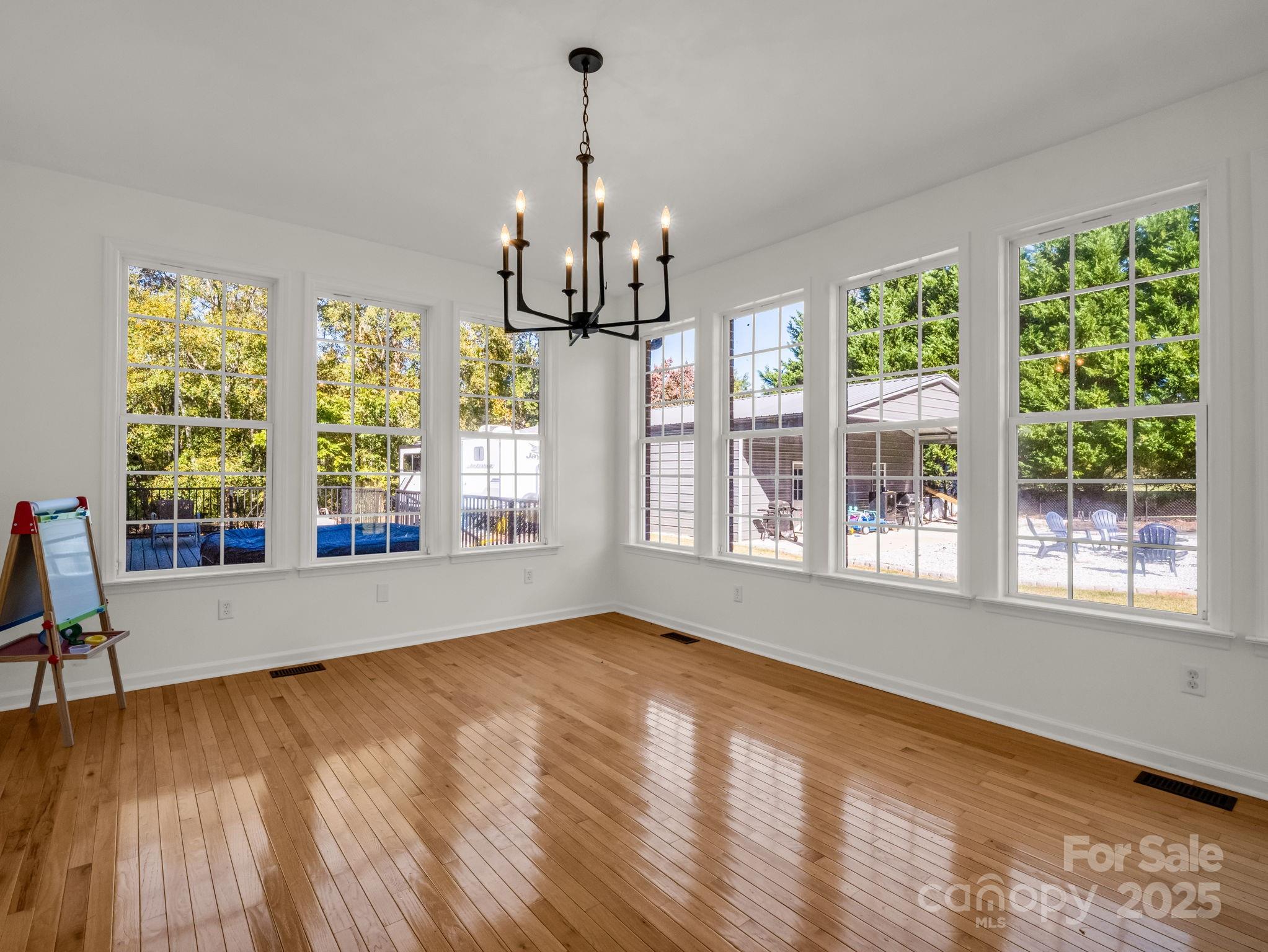 Shelby, North Carolina, 28152, United States, 3 Bedrooms Bedrooms, ,2 BathroomsBathrooms,Residential,For Sale,1969523