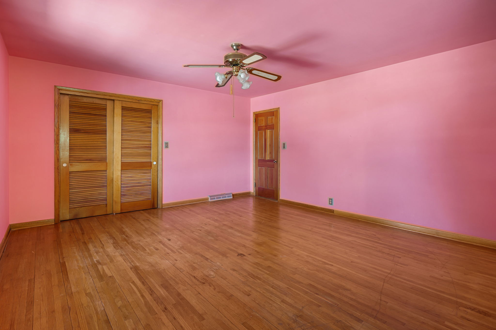 Mars Hill, North Carolina, 28754, United States, 5 Bedrooms Bedrooms, ,3 BathroomsBathrooms,Residential,For Sale,2049468