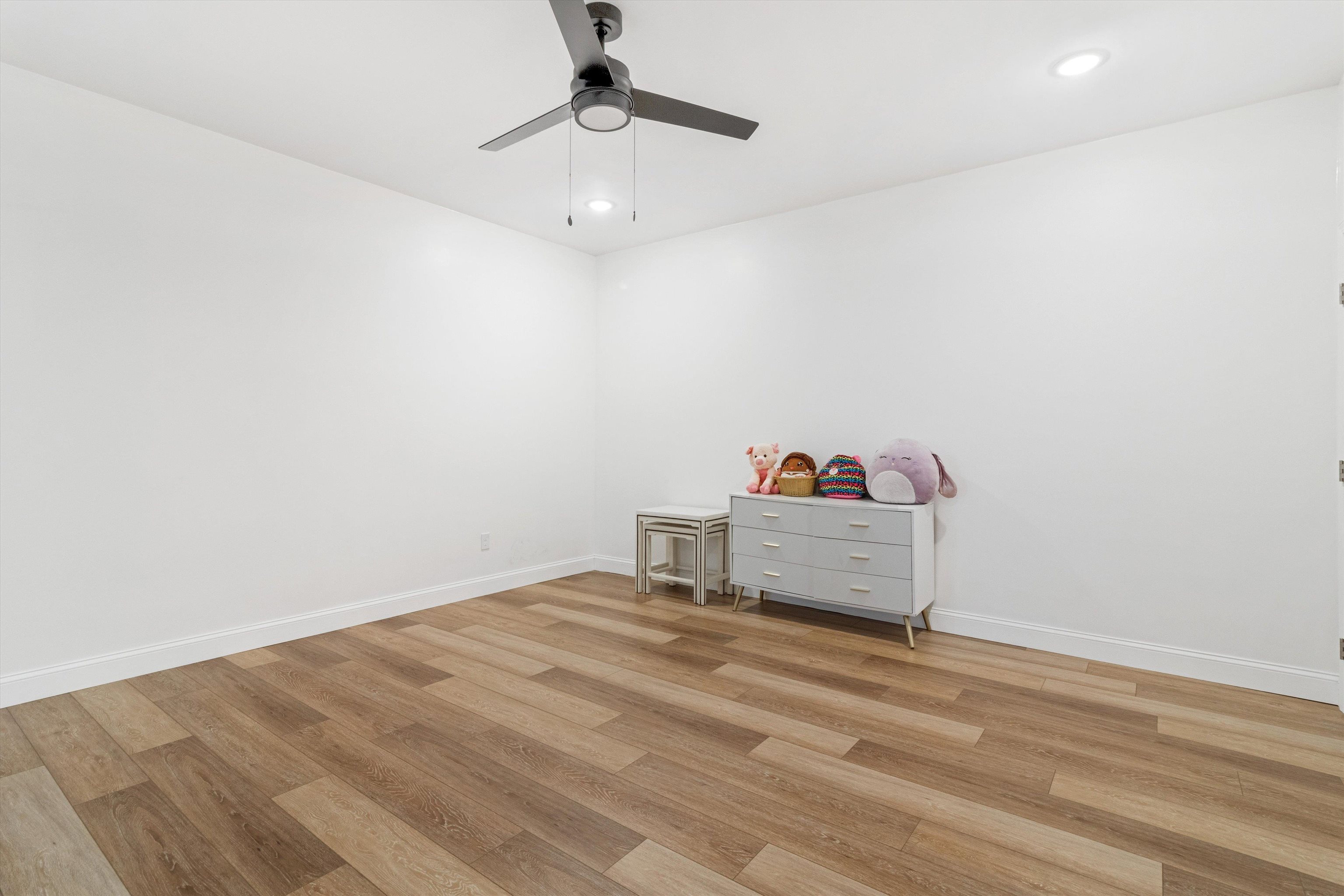 Jackson, Tennessee, 38301-5272, United States, 3 Bedrooms Bedrooms, ,3 BathroomsBathrooms,Residential,For Sale,2003469