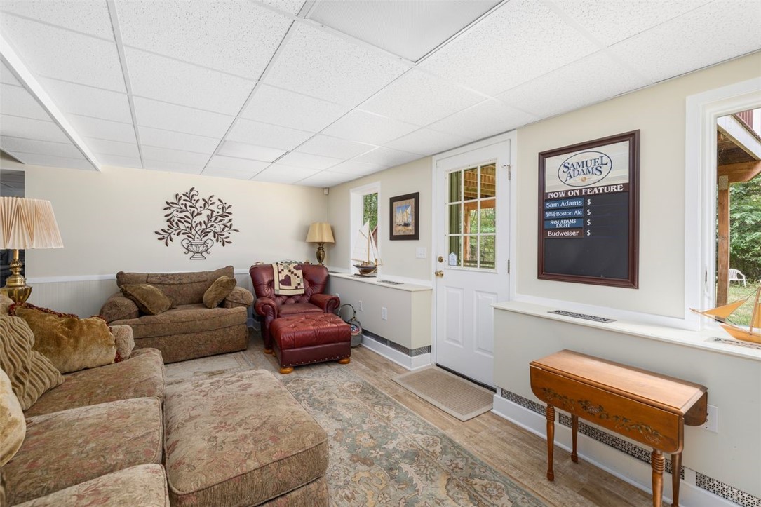 Richmond, Rhode Island, 02892, United States, 3 Bedrooms Bedrooms, ,4 BathroomsBathrooms,Residential,For Sale,1927379