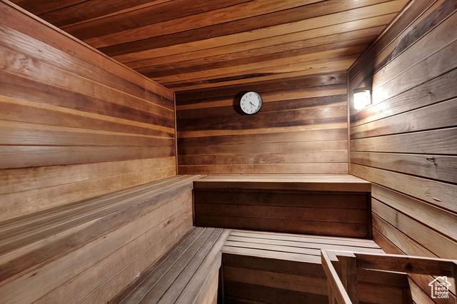 Salt Lake City, Utah, 84101, United States, 3 Bedrooms Bedrooms, ,3 BathroomsBathrooms,Residential,For Sale,1982809