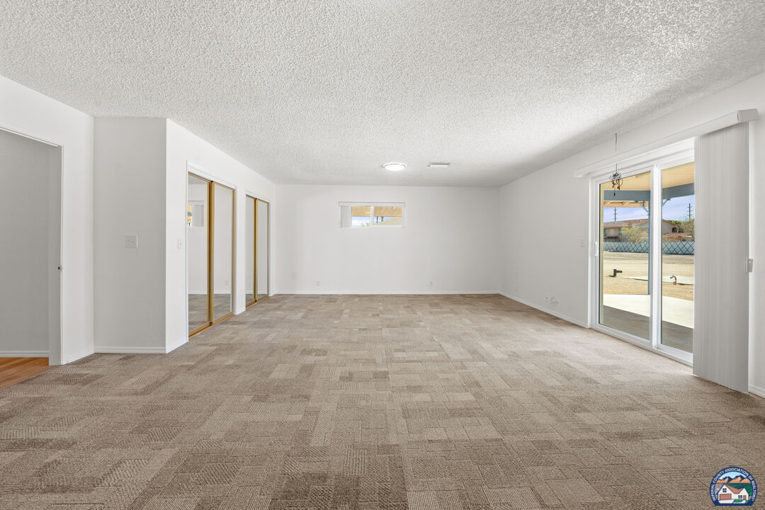 El Centro, California, 92243, United States, 3 Bedrooms Bedrooms, ,2 BathroomsBathrooms,Residential,For Sale,1939319