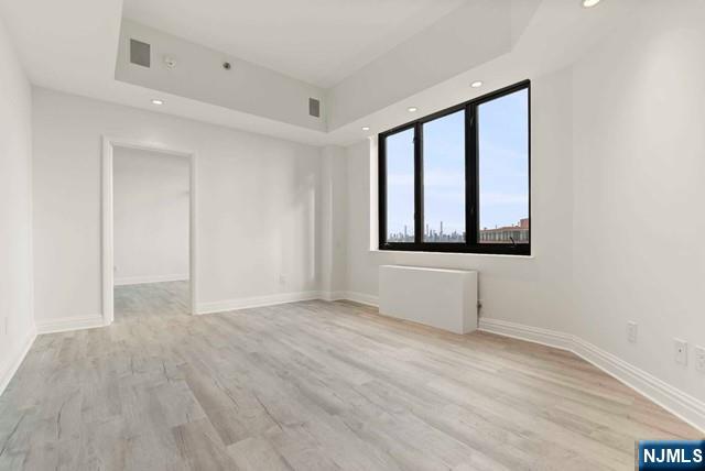 Cliffside Park, New Jersey, 07010, United States, 3 Bedrooms Bedrooms, ,4 BathroomsBathrooms,Residential,For Sale,1885354