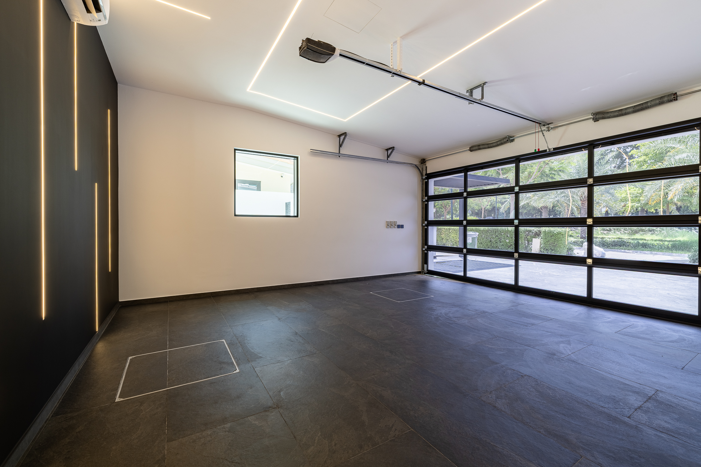  Fully-Upgraded Sophisticated Villa in JGE - 物件實景