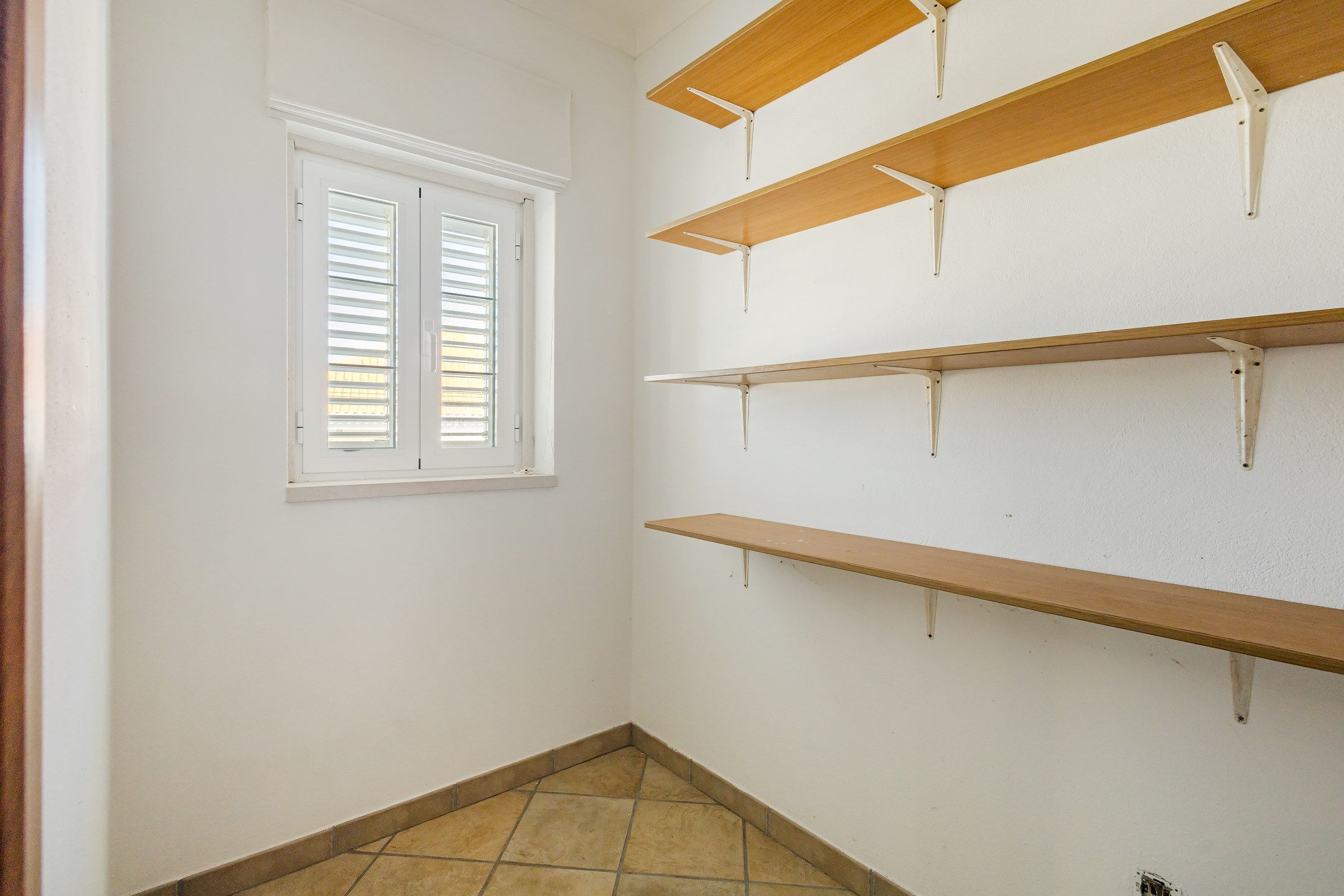 Sintra, Lisbon, 2705-605, PT, 4 Bedrooms Bedrooms, ,3 BathroomsBathrooms,Residential,For Sale,1793258