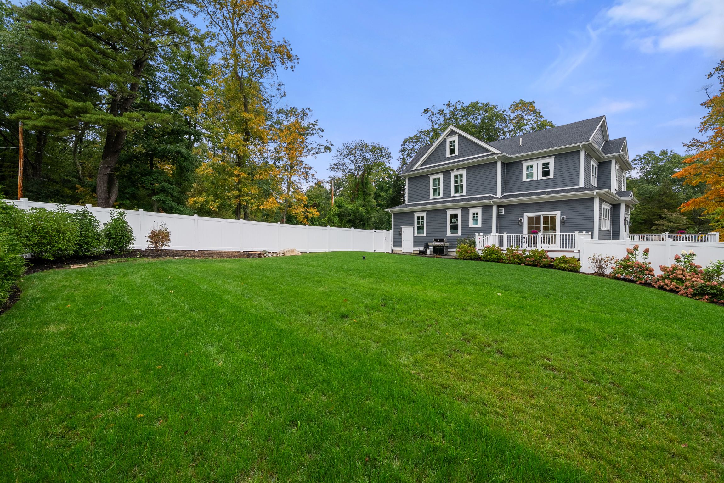  446 Westfield Street, Dedham, MA, 02026 - 物件實景