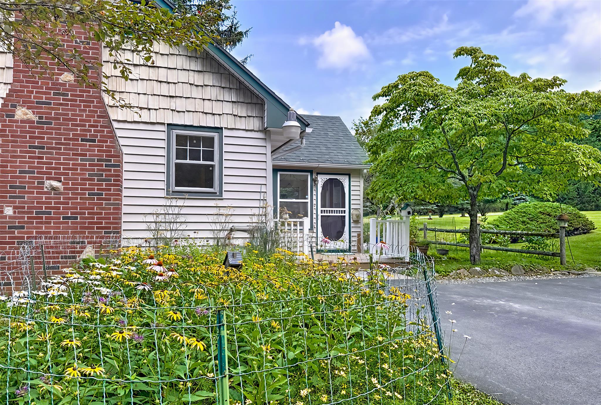 Fallsburg, New York, 12779, United States, 4 Bedrooms Bedrooms, ,2 BathroomsBathrooms,Residential,For Sale,1908547