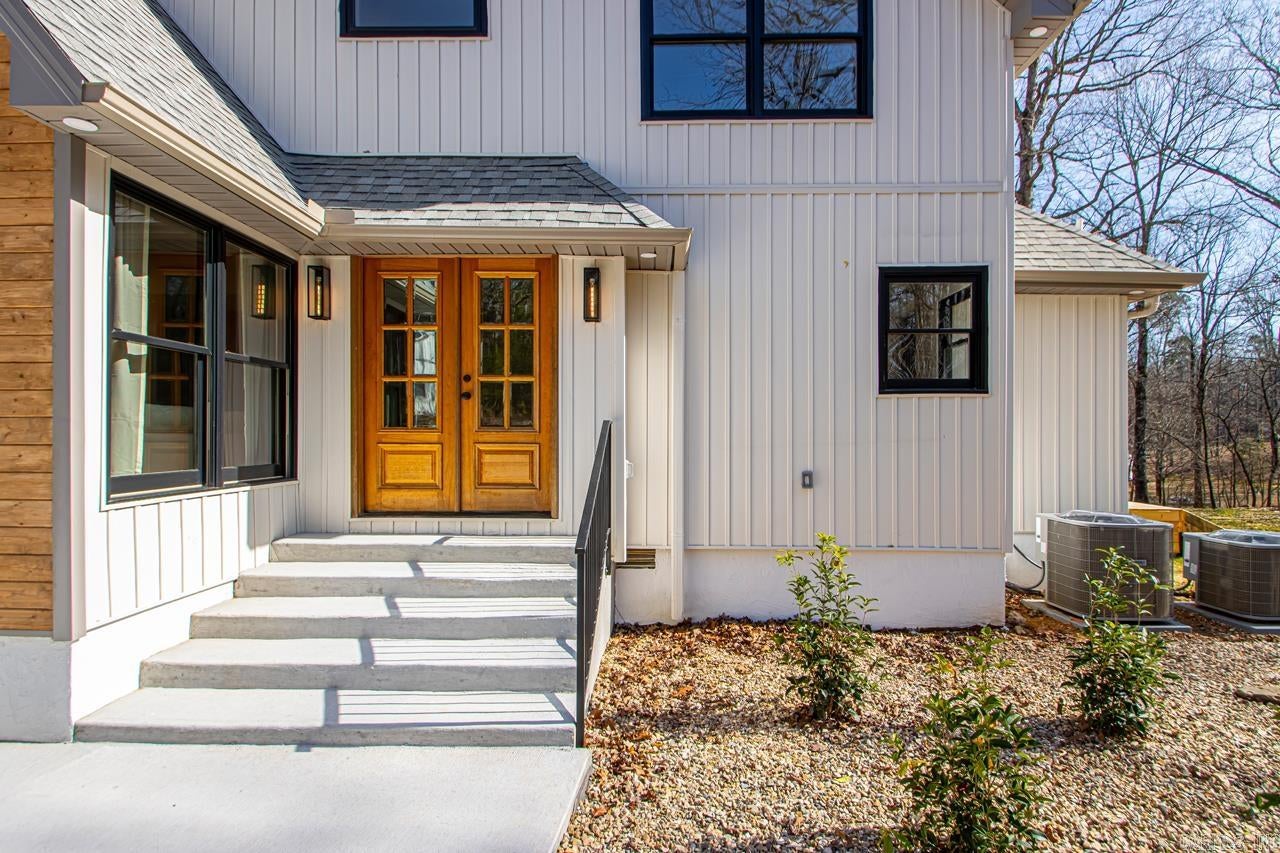 Alexander, Arkansas, 72002, United States, 6 Bedrooms Bedrooms, ,4 BathroomsBathrooms,Residential,For Sale,1986136