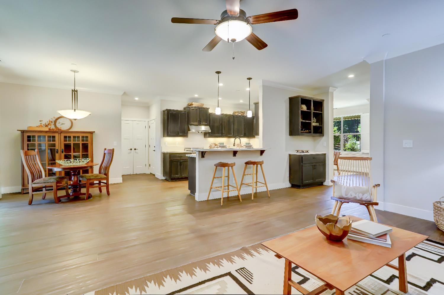 Grass Valley, California, 95945, United States, 4 Bedrooms Bedrooms, ,2 BathroomsBathrooms,Residential,For Sale,1937663
