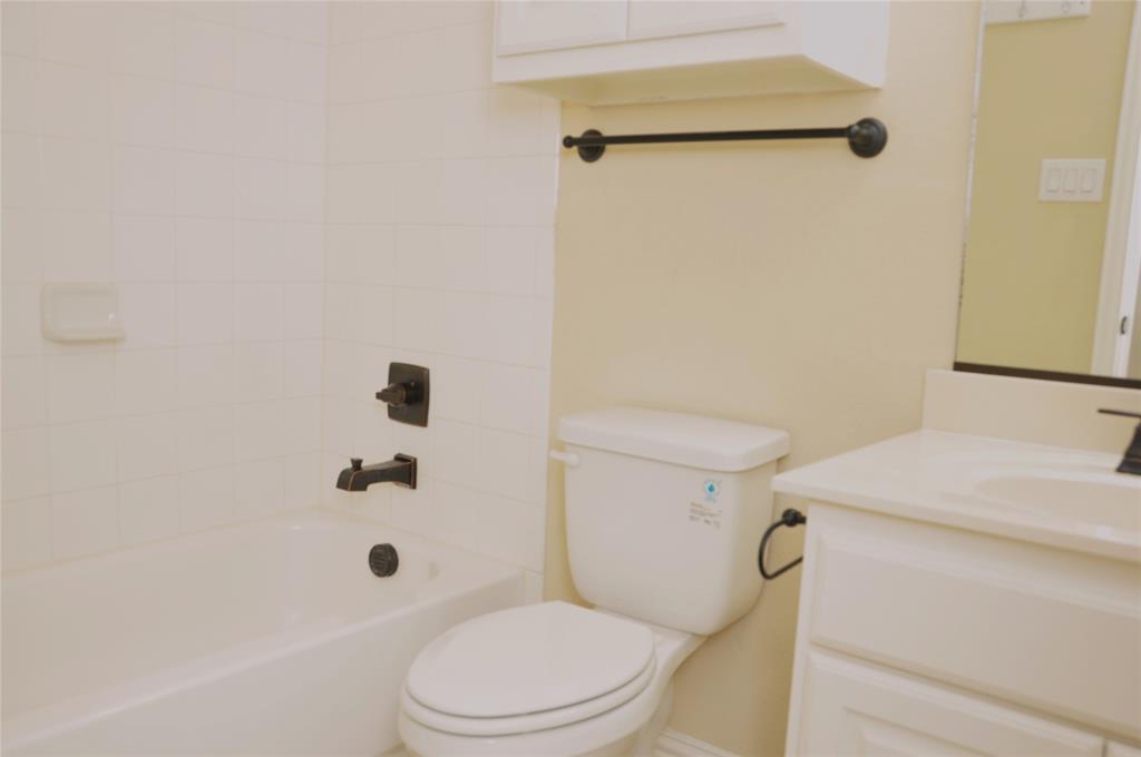 218 Crestview Drive, Midlothian, Texas, 76065, United States, 5 Bedrooms Bedrooms, ,5 BathroomsBathrooms,Residential,For Sale,218 crestview DR,1556198