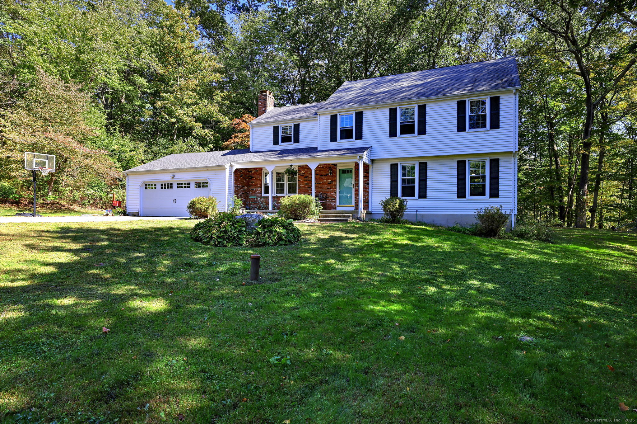 Guilford, Connecticut, 06437, United States, 4 Bedrooms Bedrooms, ,3 BathroomsBathrooms,Residential,For Sale,1955104