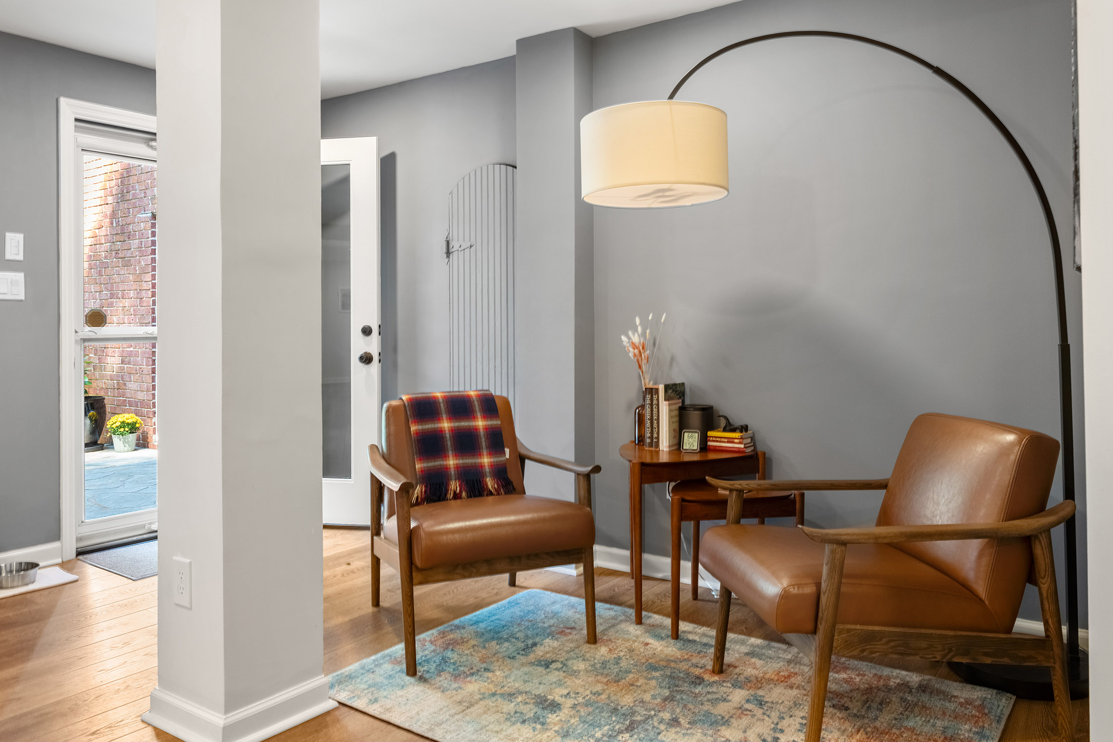  Charming Ranch Home with Heated Pool in a Great Sandy Springs Location - 物件實景