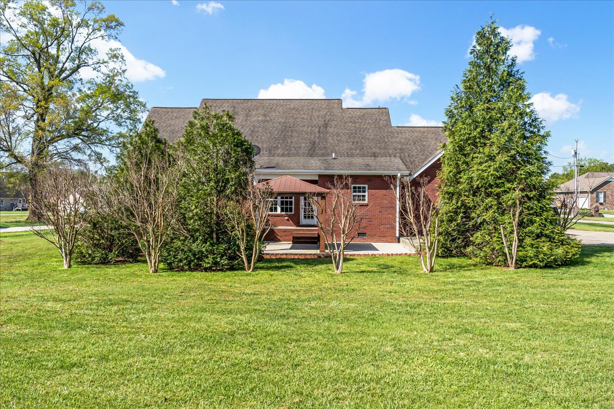Decherd, Tennessee, 37324, United States, 4 Bedrooms Bedrooms, ,2 BathroomsBathrooms,Residential,For Sale,1870930