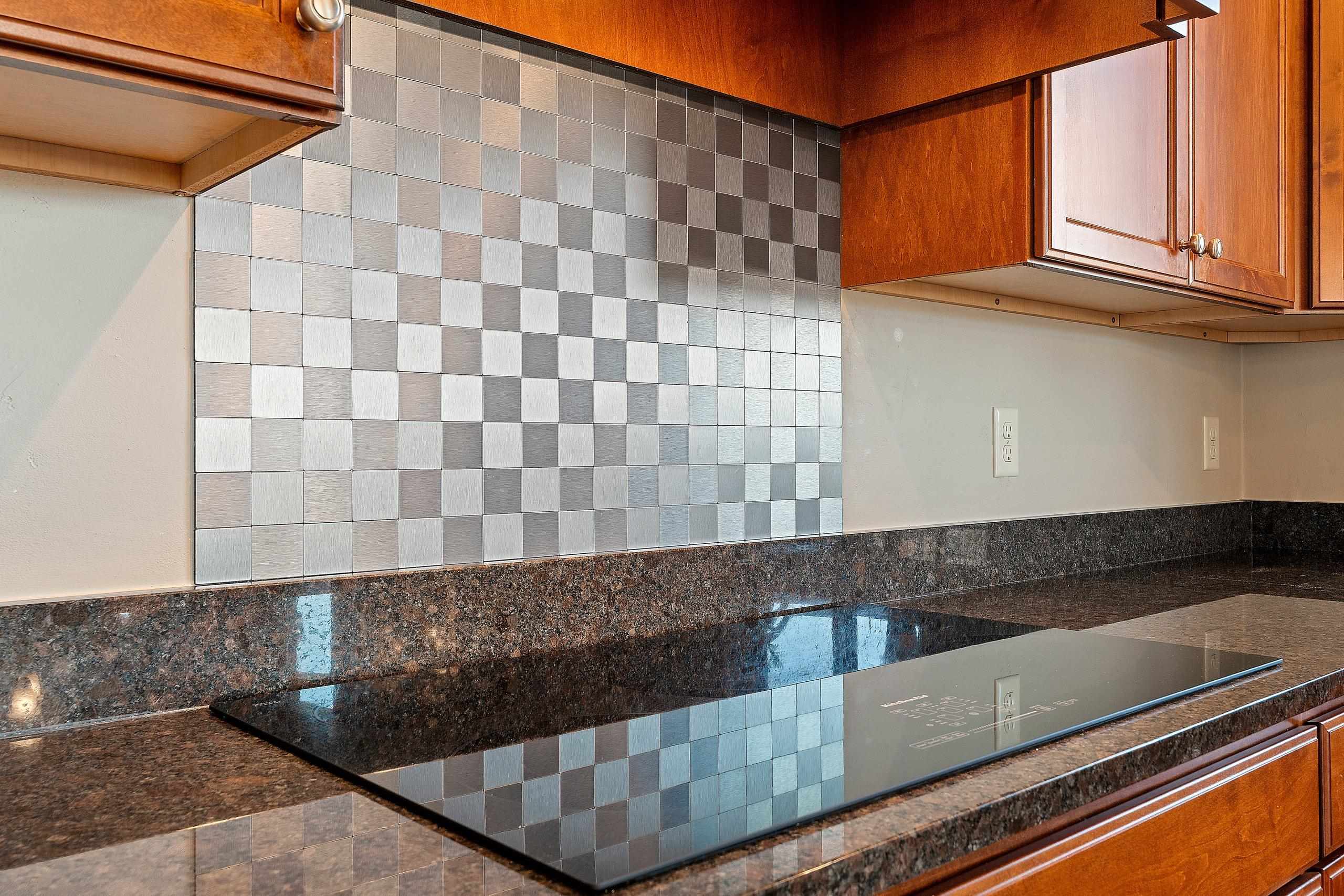 NEENAH, Wisconsin, 54956, United States, 3 Bedrooms Bedrooms, ,3 BathroomsBathrooms,Residential,For Sale,1986561