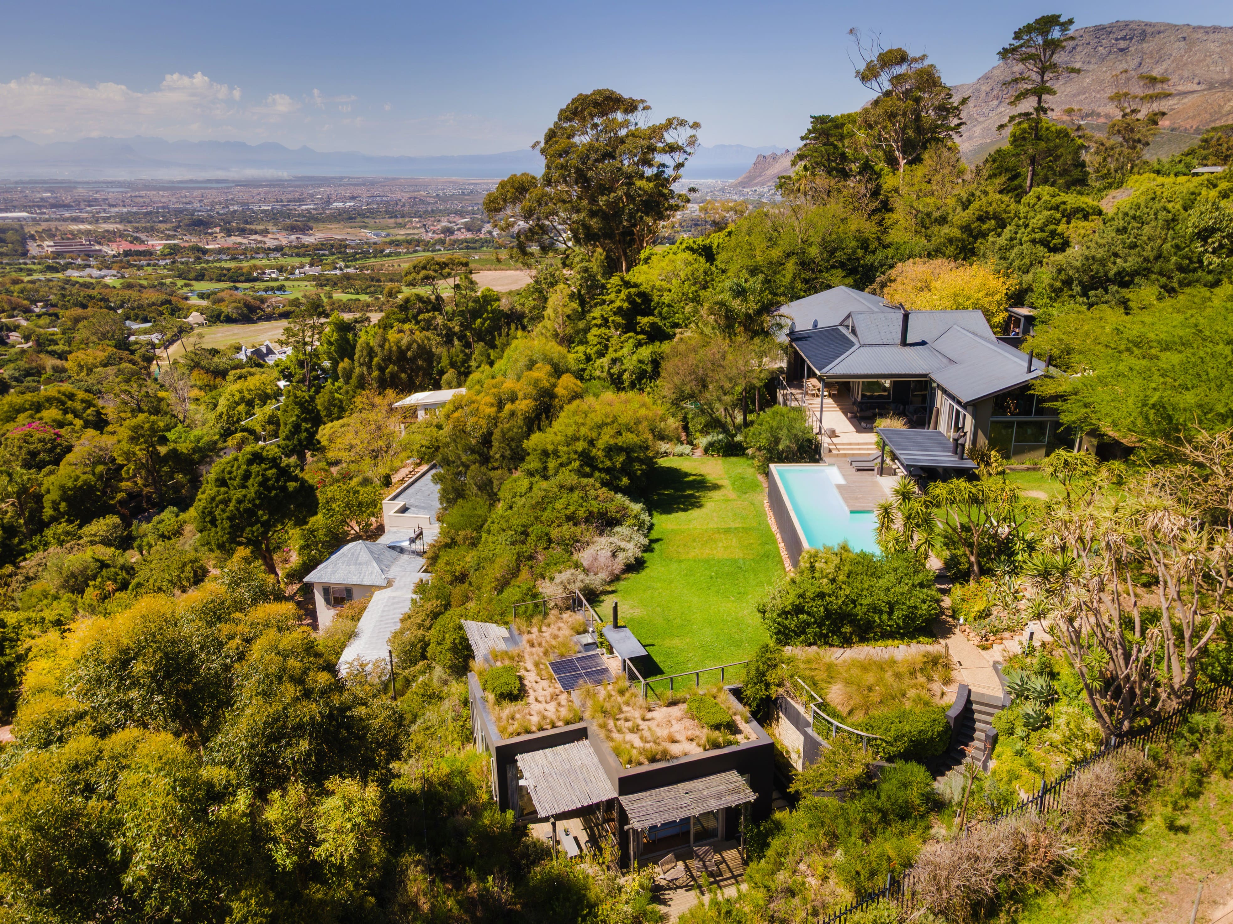  An Oasis of Calm & Reflection - 物件實景