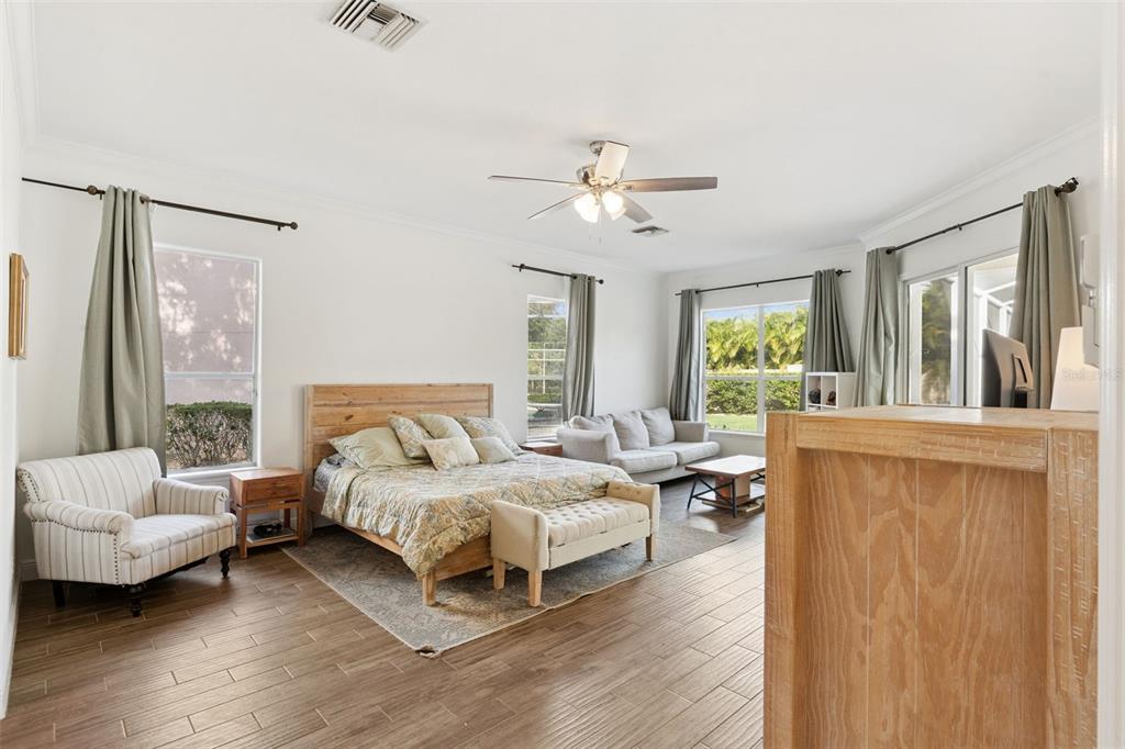 Lake Mary, Florida, 32746, United States, 4 Bedrooms Bedrooms, ,3 BathroomsBathrooms,Residential,For Sale,2003180