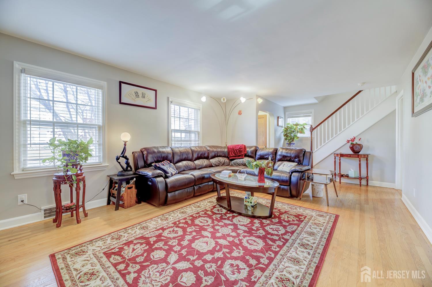 New Brunswick, New Jersey, 08901, United States, 4 Bedrooms Bedrooms, ,4 BathroomsBathrooms,Residential,For Sale,1996450