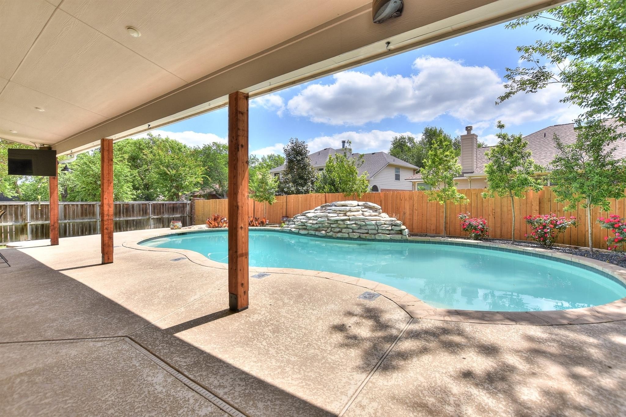 Georgetown, Texas, 78628, United States, 5 Bedrooms Bedrooms, ,4 BathroomsBathrooms,Residential,For Sale,1980780