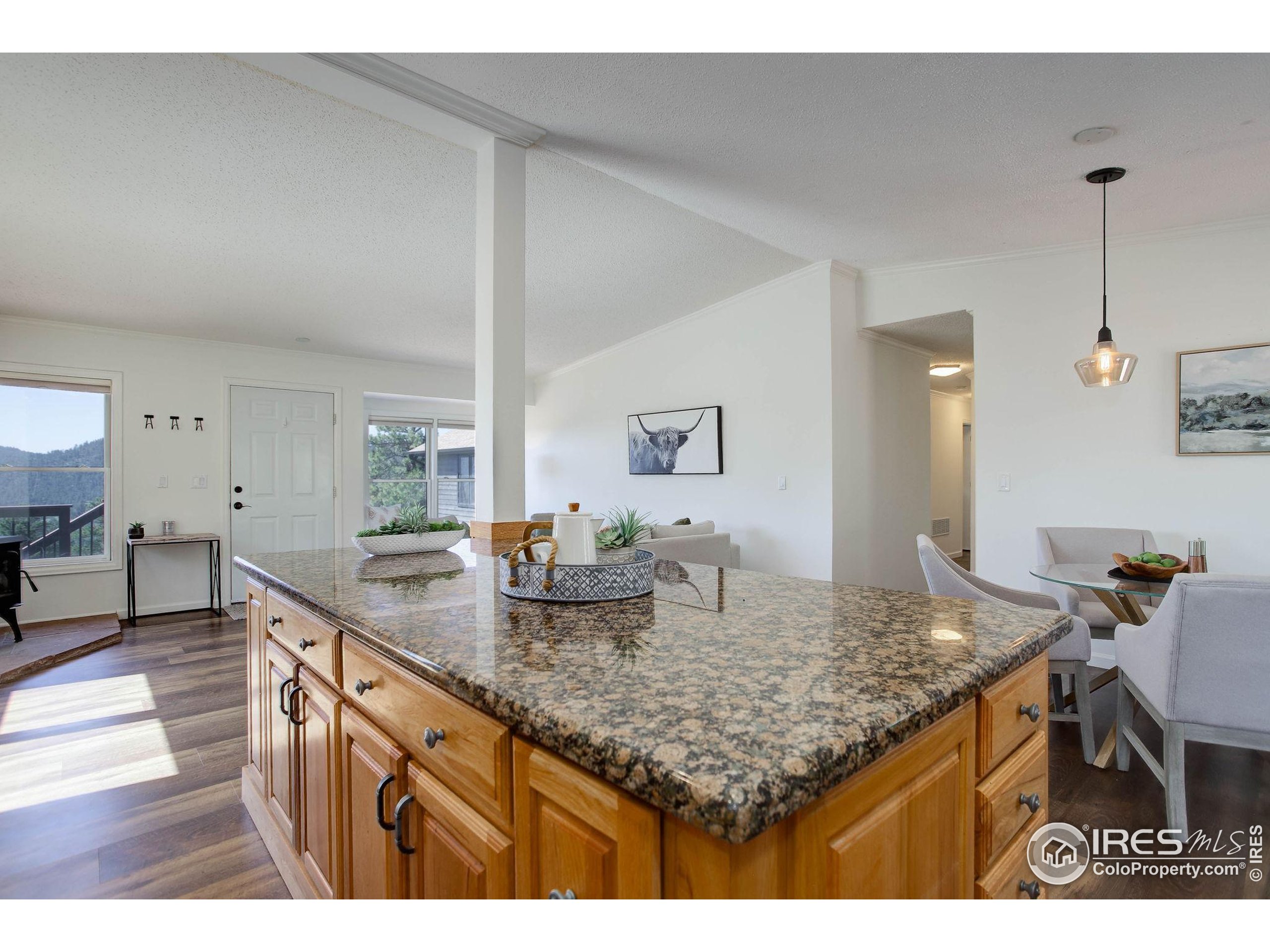 Lyons, Colorado, 80540, United States, 3 Bedrooms Bedrooms, ,2 BathroomsBathrooms,Residential,For Sale,1856959
