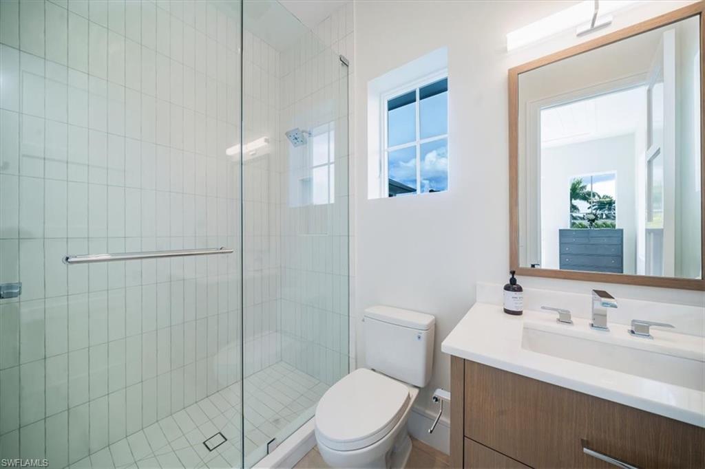 Naples, Florida, 34102, United States, 4 Bedrooms Bedrooms, ,6 BathroomsBathrooms,Residential,For Sale,1908699