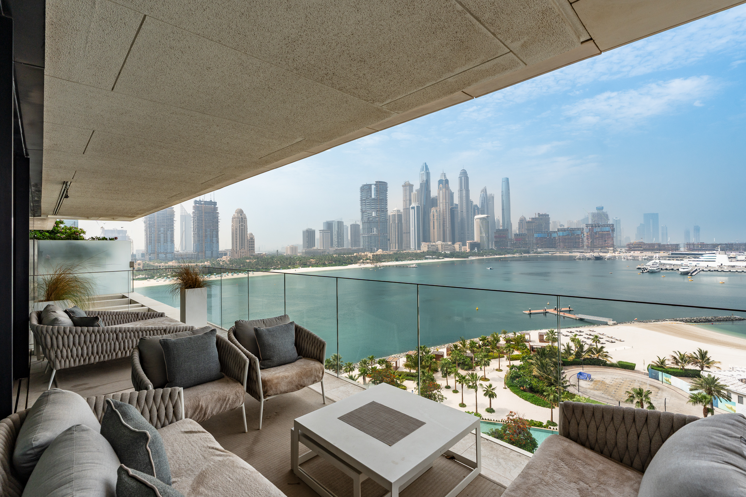  Voluminous Seafacing Apartment on Palm Jumeirah - 物件實景