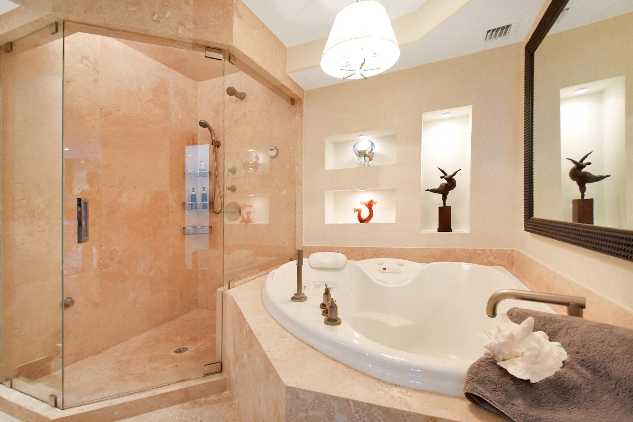 Highland Beach, Florida, 33487, United States, 2 Bedrooms Bedrooms, ,2 BathroomsBathrooms,Residential,For Sale,1746634
