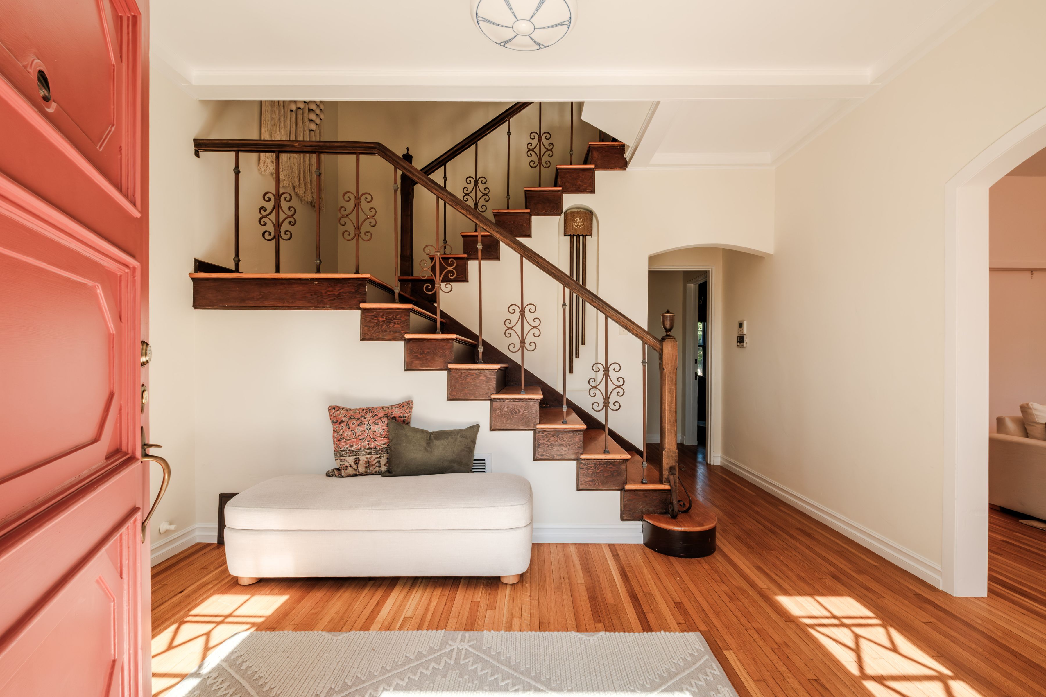  2200 South Hobart Boulevard - 物件實景