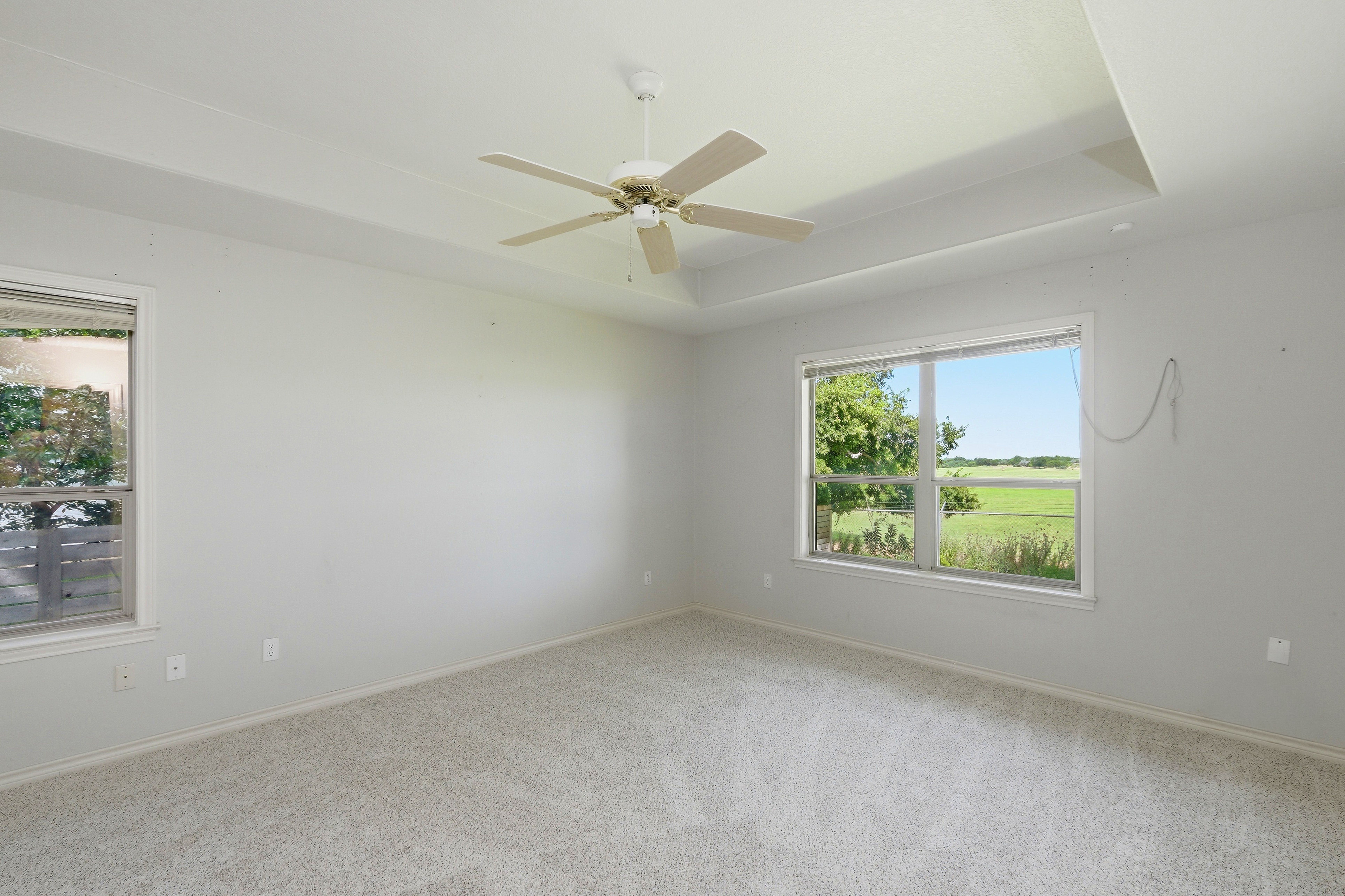  Gated Golf & Lake Community Home in Meadowlakes  Backs to Ranch - 物件實景