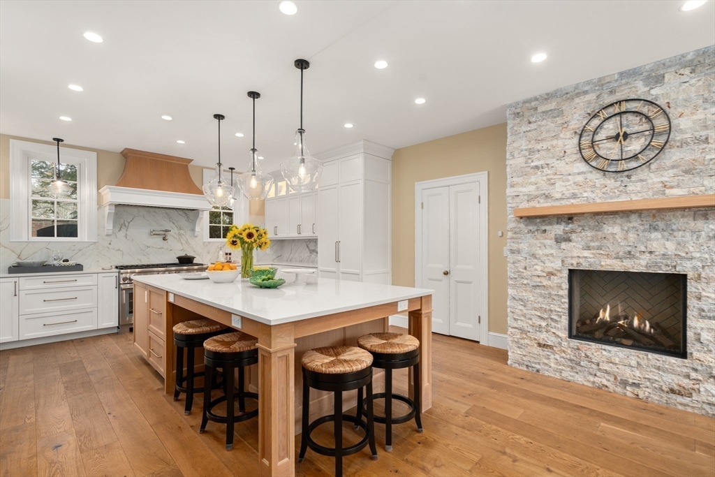 Brookline, Massachusetts, 02445, United States, 9 Bedrooms Bedrooms, ,8 BathroomsBathrooms,Residential,For Sale,1758602
