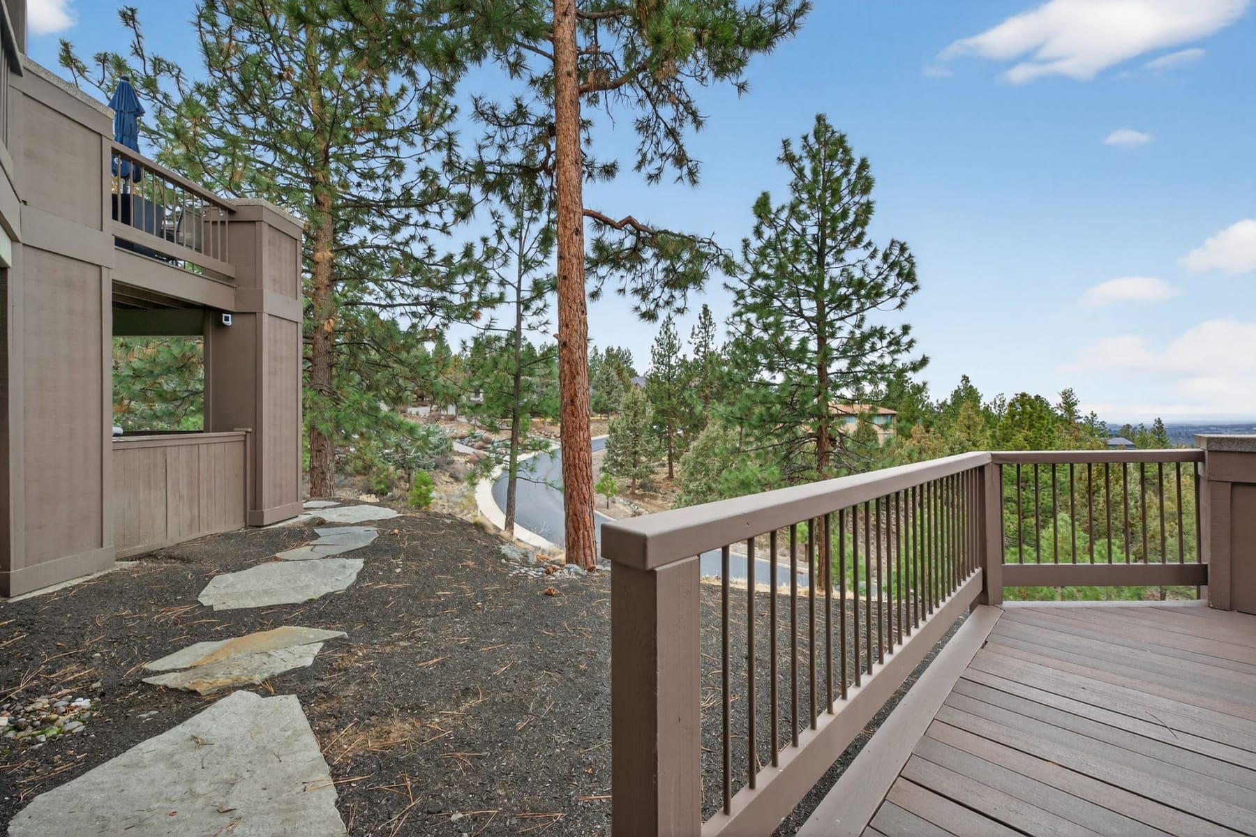  3345 NW Panorama Drive Bend, OR 97703 - 物件實景
