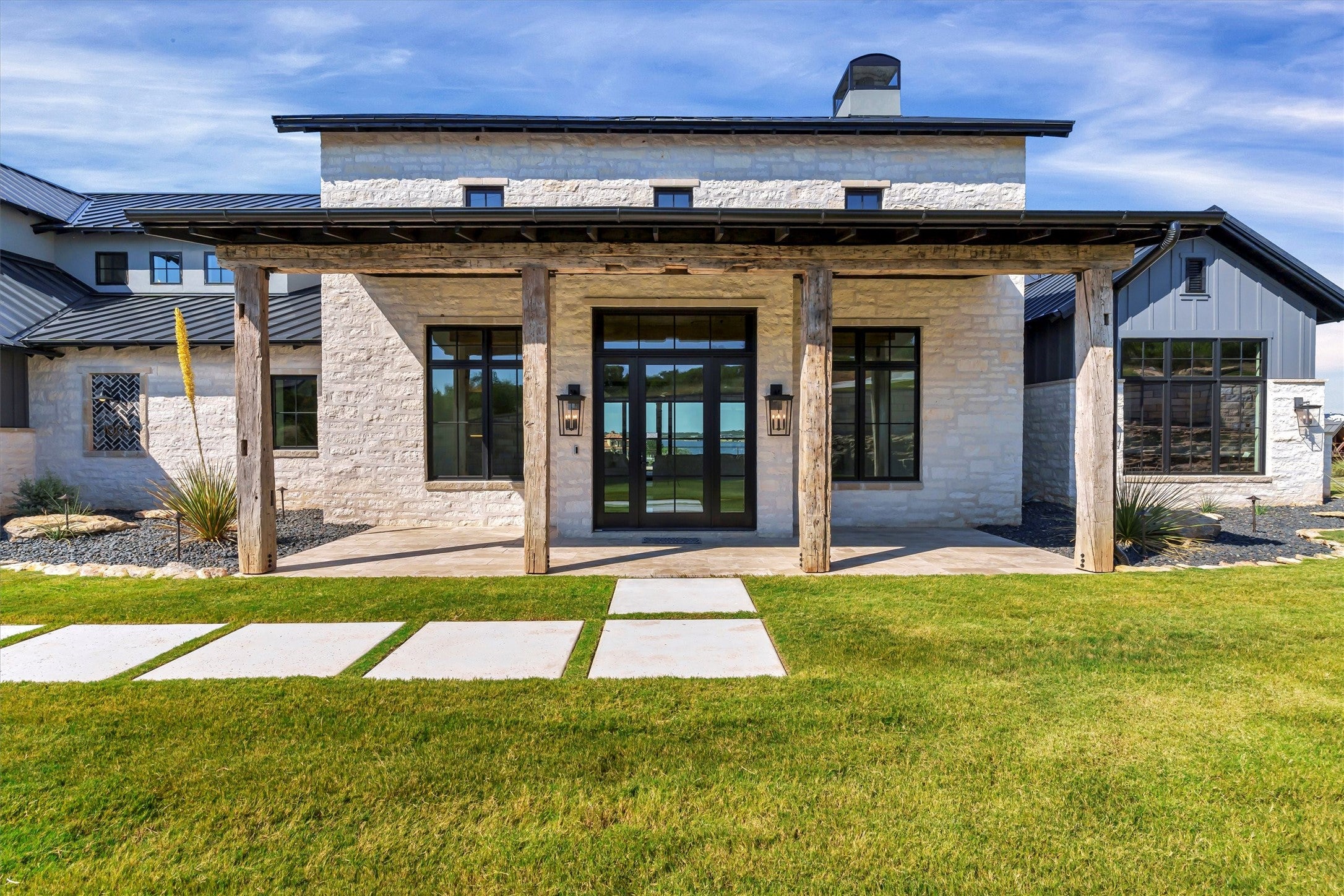 Graford, Texas, 76449, United States, 5 Bedrooms Bedrooms, ,6 BathroomsBathrooms,Residential,For Sale,1980224