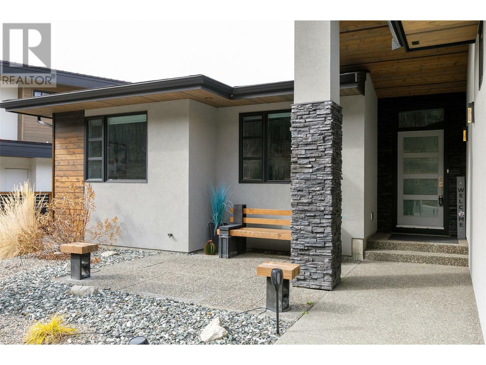 LAKE COUNTRY, British Columbia, V4V 0A4, CA, 5 Bedrooms Bedrooms, ,3 BathroomsBathrooms,Residential,For Sale,1837466