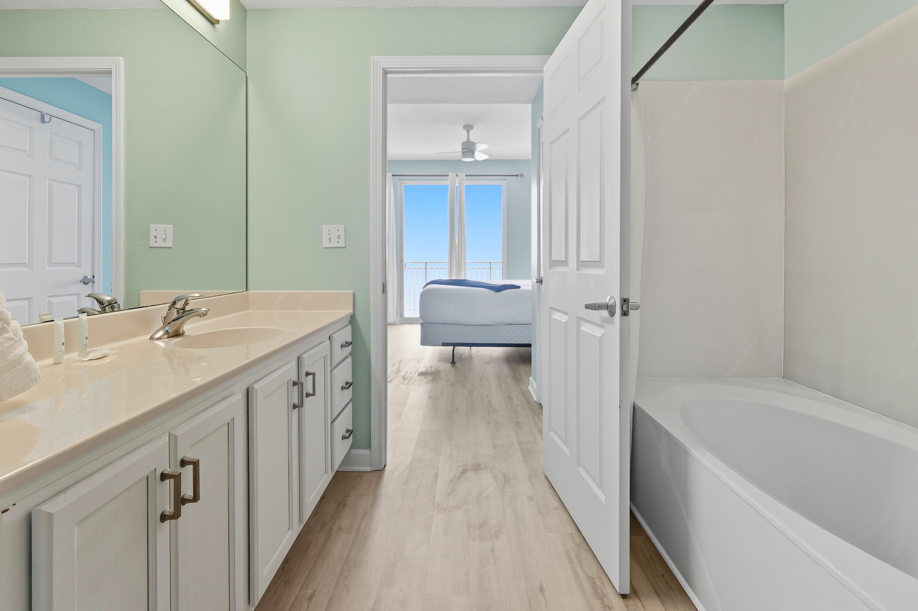 Panama City Beach, Florida, 32407, United States, 2 Bedrooms Bedrooms, ,2 BathroomsBathrooms,Residential,For Sale,1991474