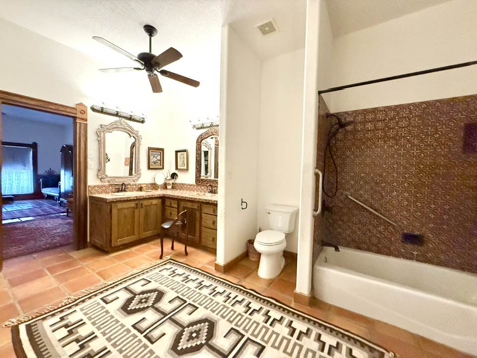 Carlsbad, New Mexico, 88220, United States, 3 Bedrooms Bedrooms, ,2 BathroomsBathrooms,Residential,For Sale,1973747