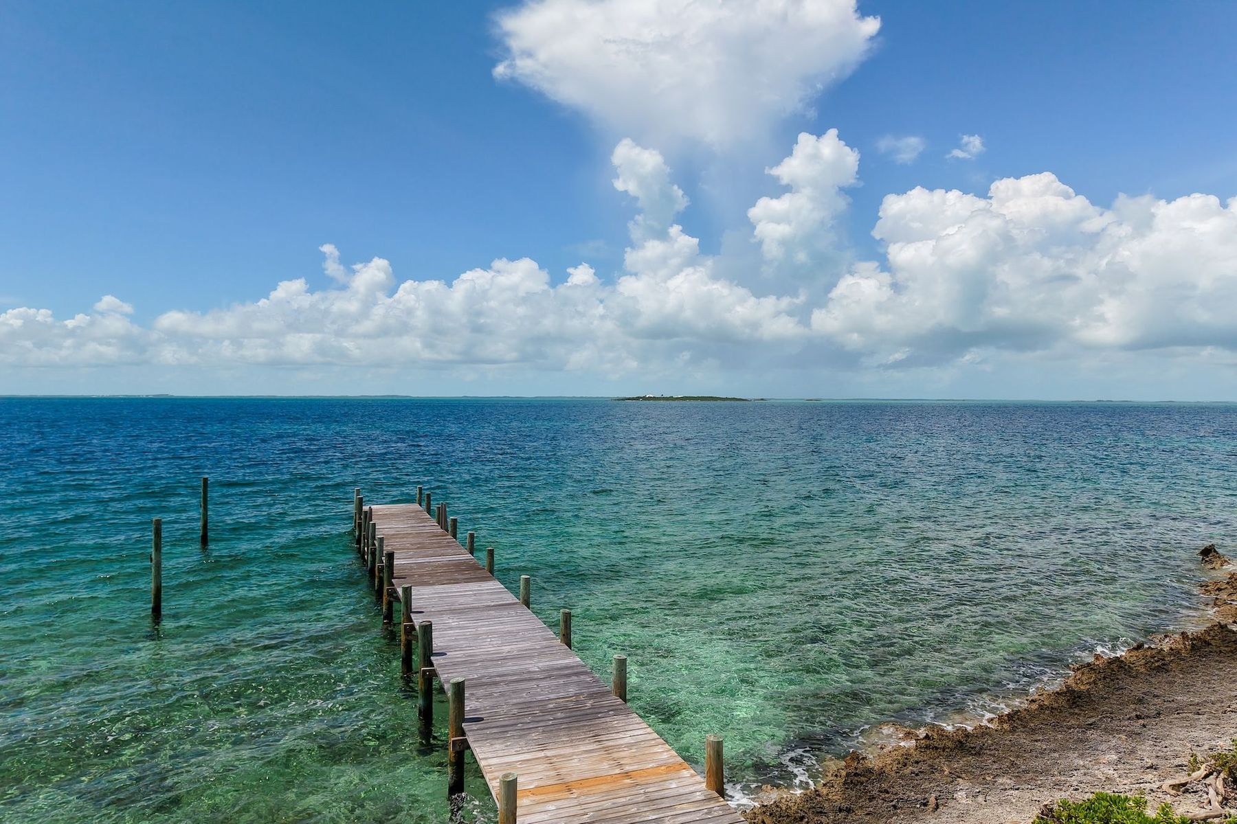  Private Waterfront Home with Dock - 物件實景