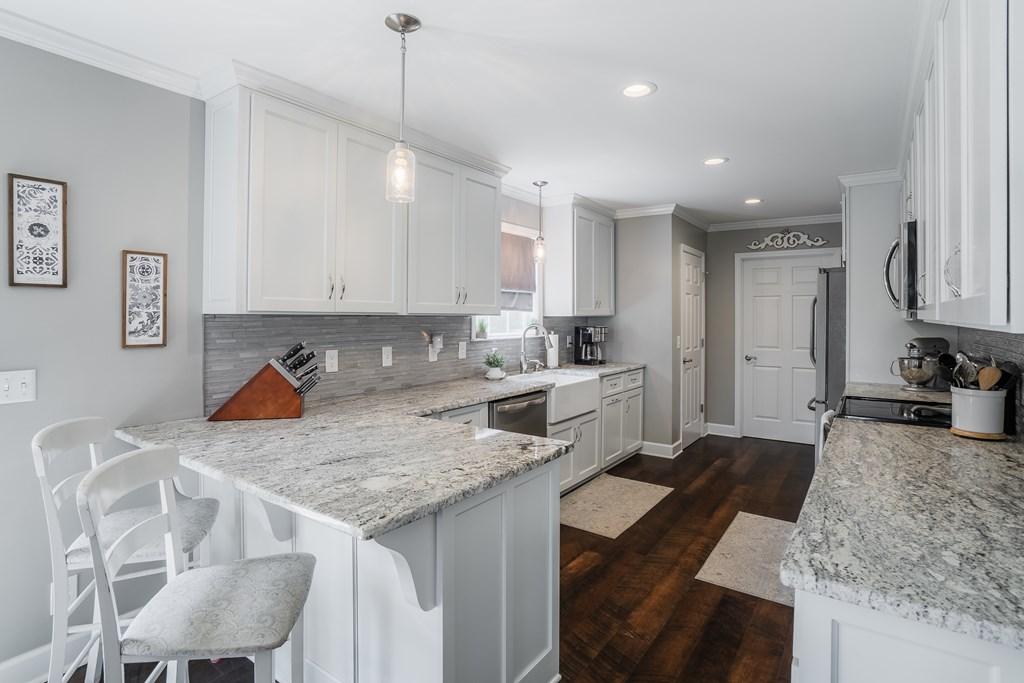 CHATSWORTH, Georgia, 30705, United States, 3 Bedrooms Bedrooms, ,3 BathroomsBathrooms,Residential,For Sale,1965219