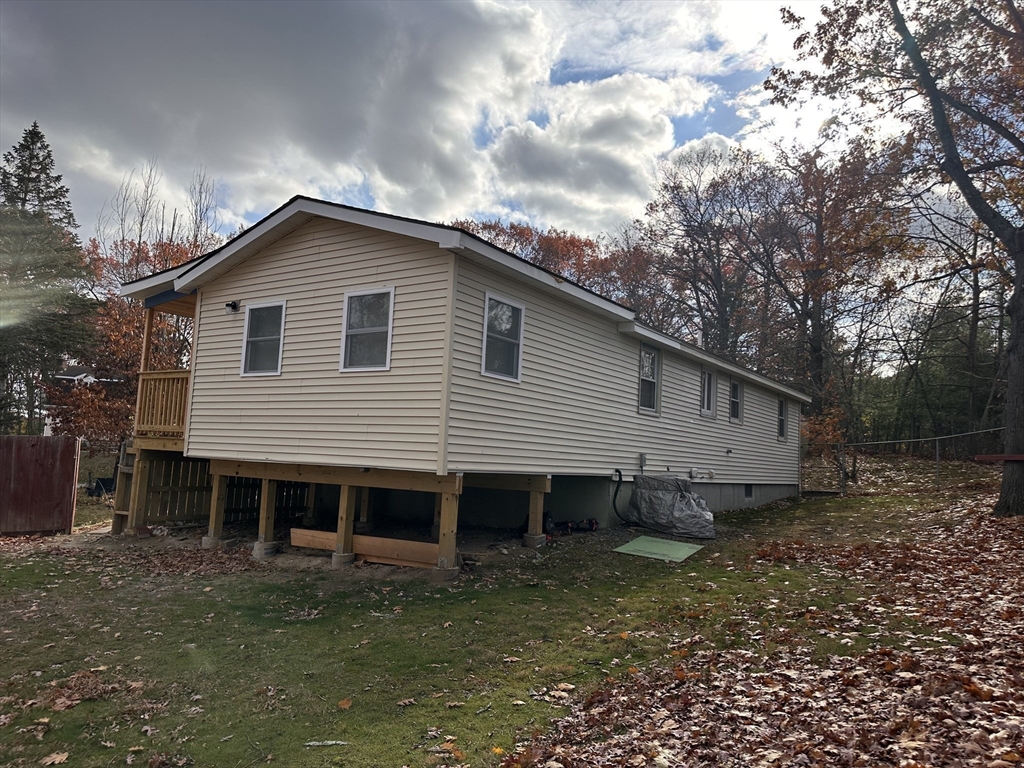 Methuen, Massachusetts, 01844, United States, 4 Bedrooms Bedrooms, ,2 BathroomsBathrooms,Residential,For Sale,1990759