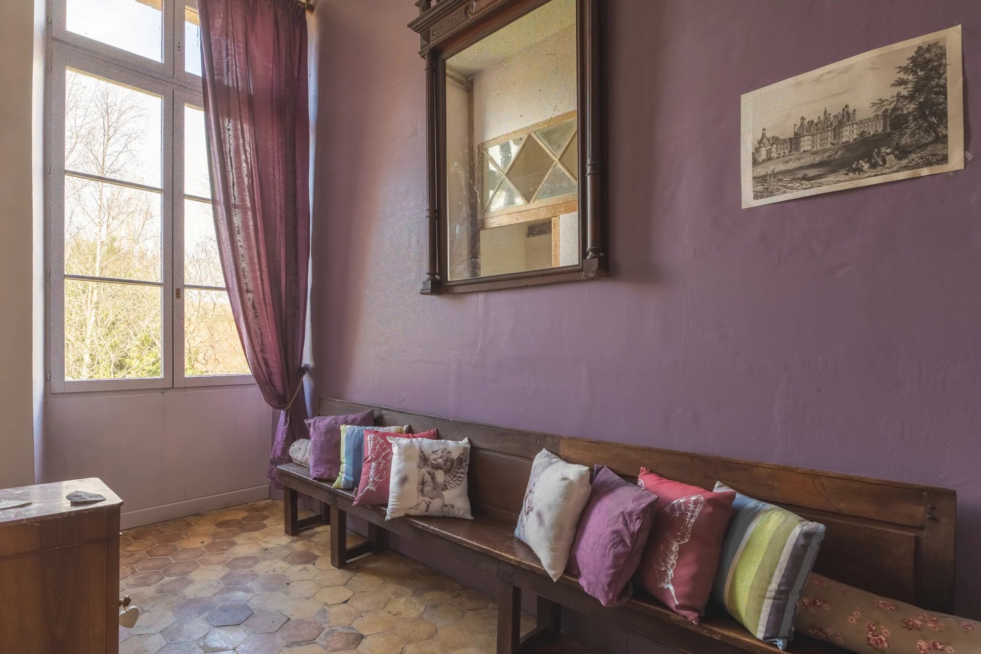 Le Mans, Pays de la Loire, 72000, FR, 7 Bedrooms Bedrooms, ,2 BathroomsBathrooms,Residential,For Sale,1883216